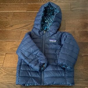 Baby reversible down sweater hoody by Patagonia jacket, 6-12 months.